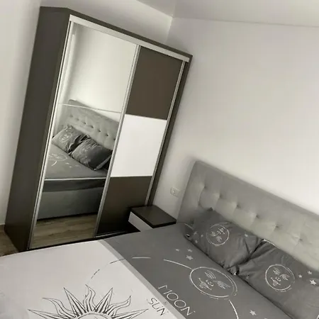Apartamento Marra Năvodari